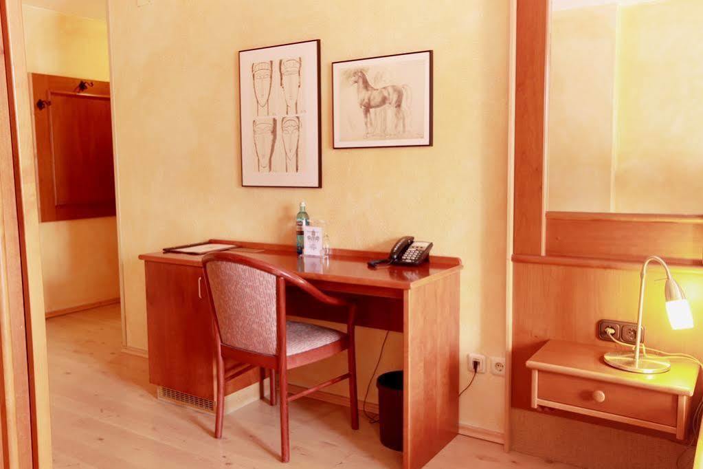 Landhotel Hirsch Кемптен Экстерьер фото