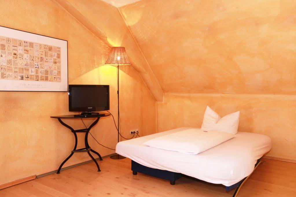Landhotel Hirsch Кемптен Экстерьер фото