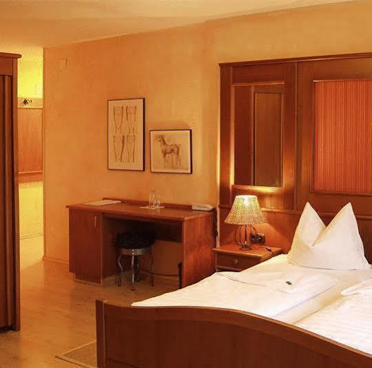 Landhotel Hirsch Кемптен Экстерьер фото