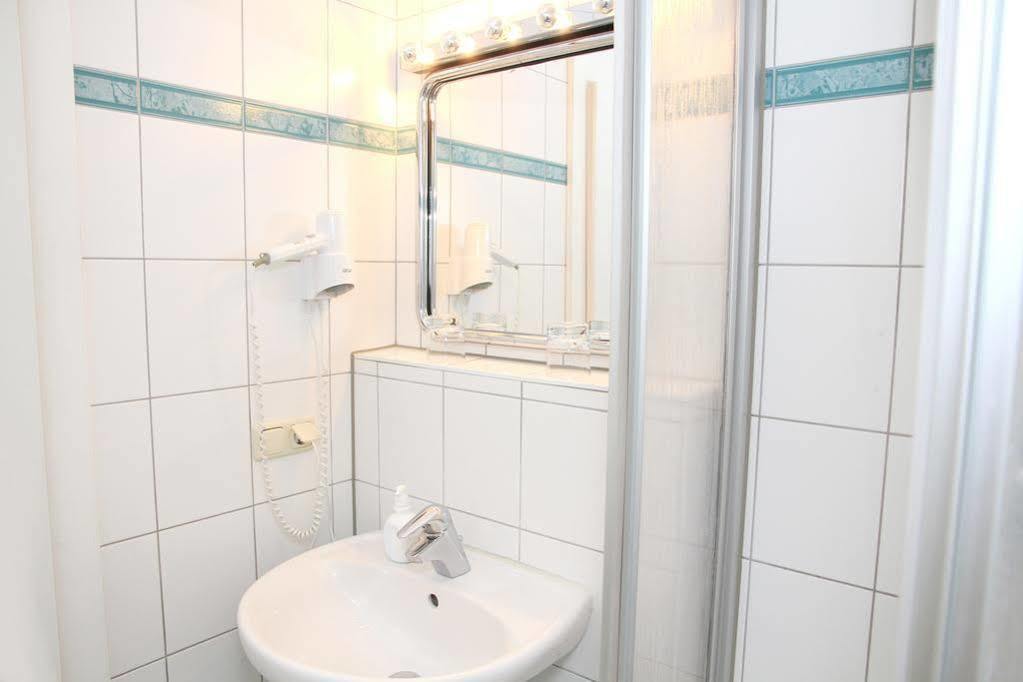 Landhotel Hirsch Кемптен Экстерьер фото
